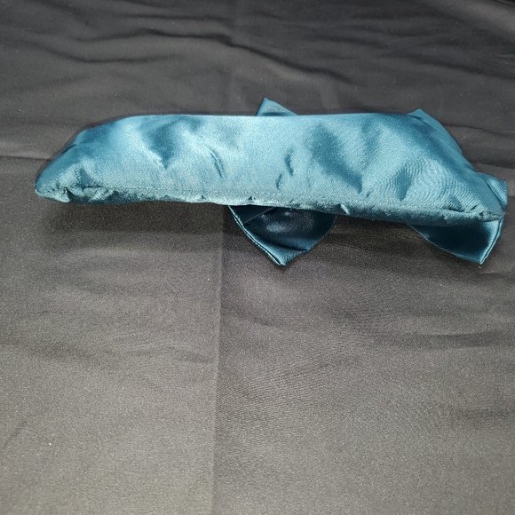 NWOT Kate Landry Turquoise  Satin Clutch Purse with Bow and strap - Picture 4 of 9